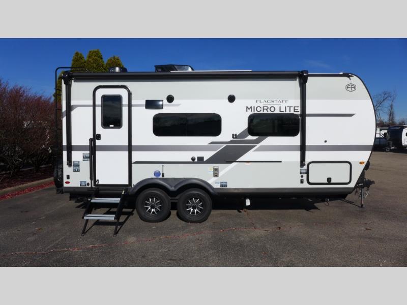 2026 Forest River Flagstaff Micro Lite 21FBRS in belleville MI