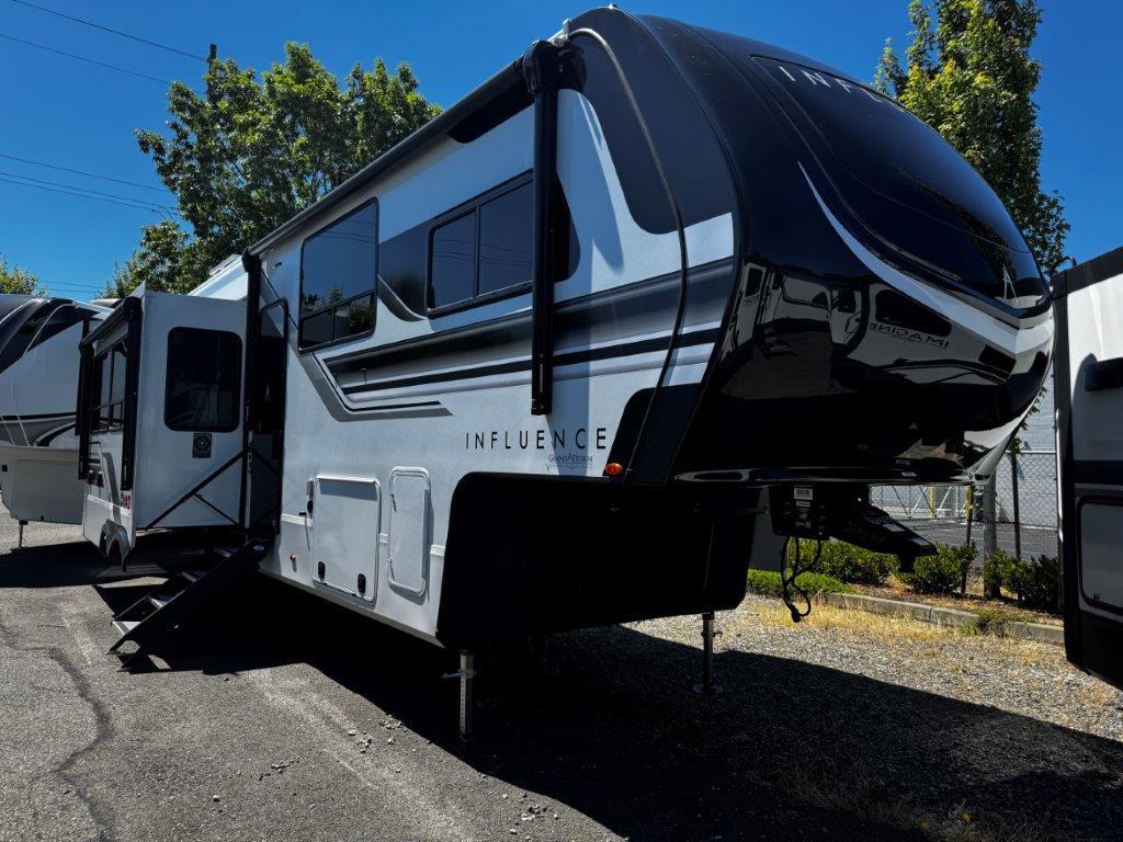 2027 Grand Design Influence 2903RL in fife WA