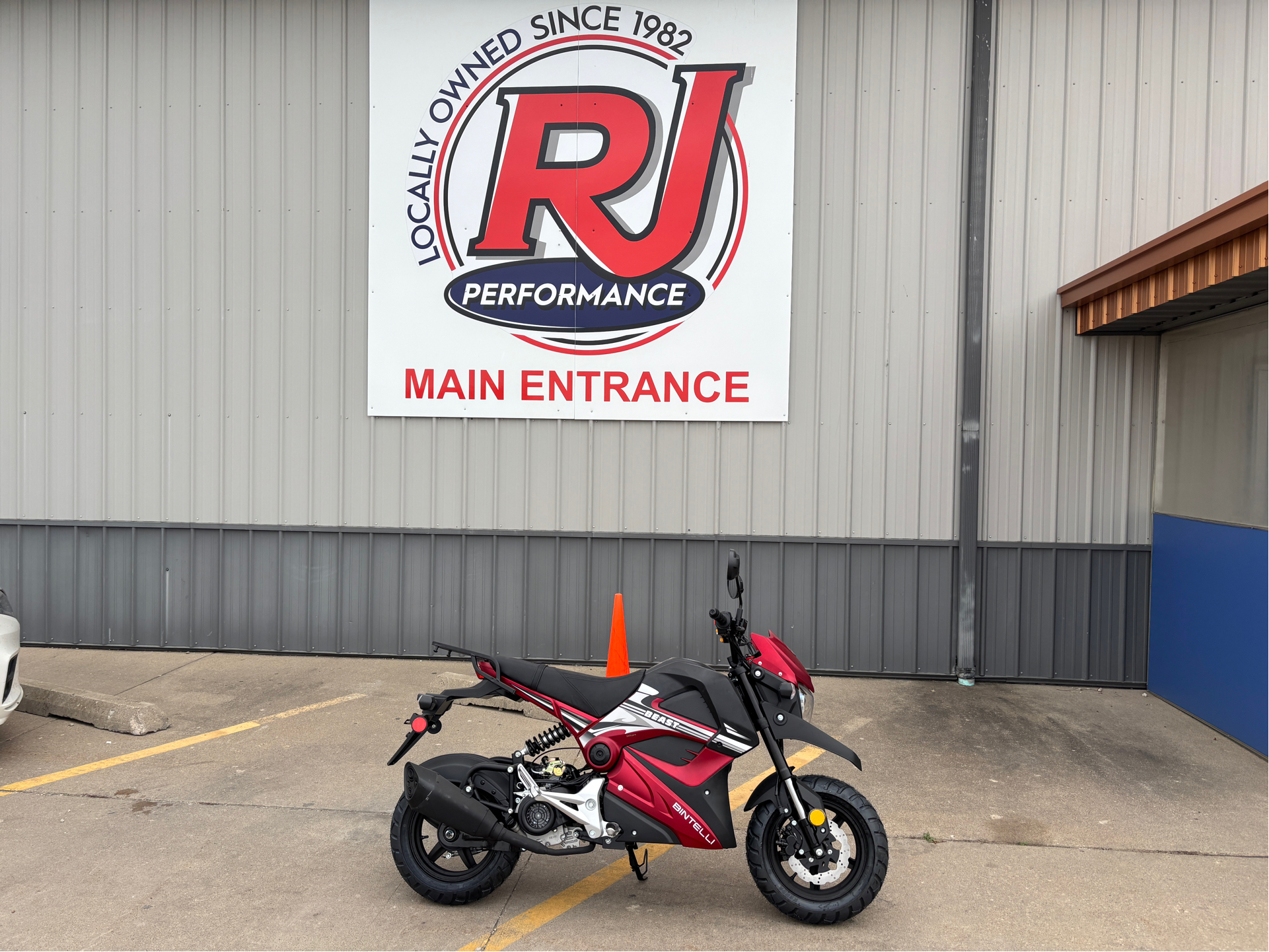 2024 Bintelli Beast 49 cc 49 in Ottumwa, IA