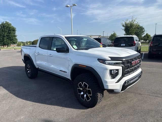 2024 GMC CANYON in Kansas City, MO