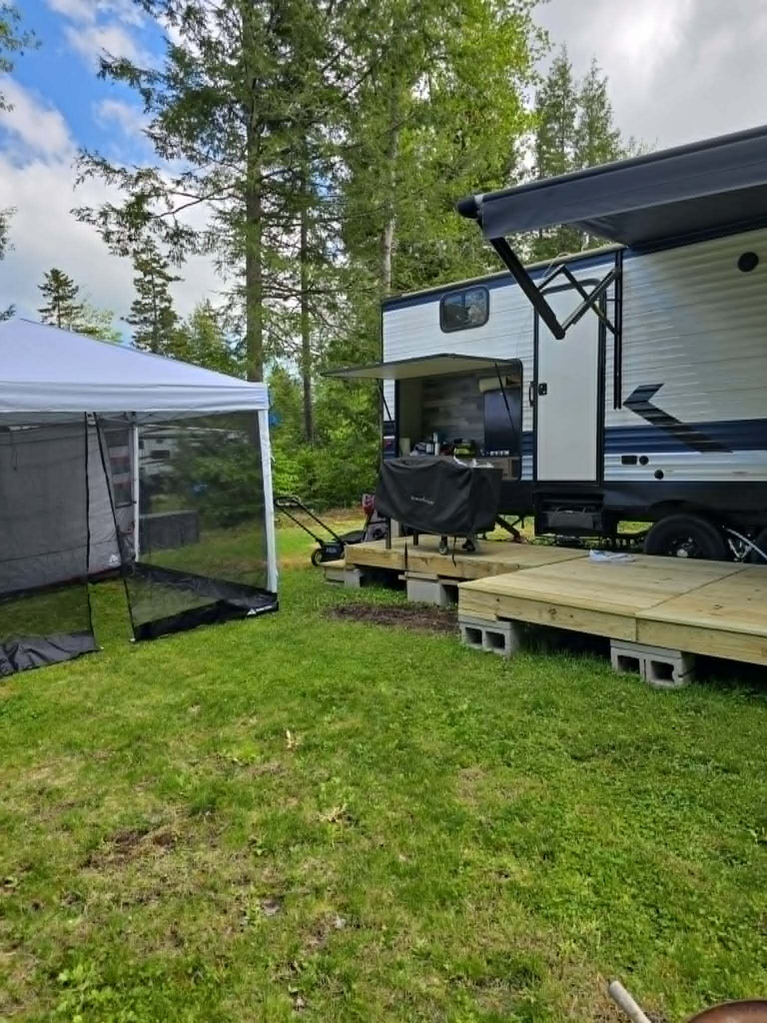 2021 Crossroads ZINGER 328SB RV