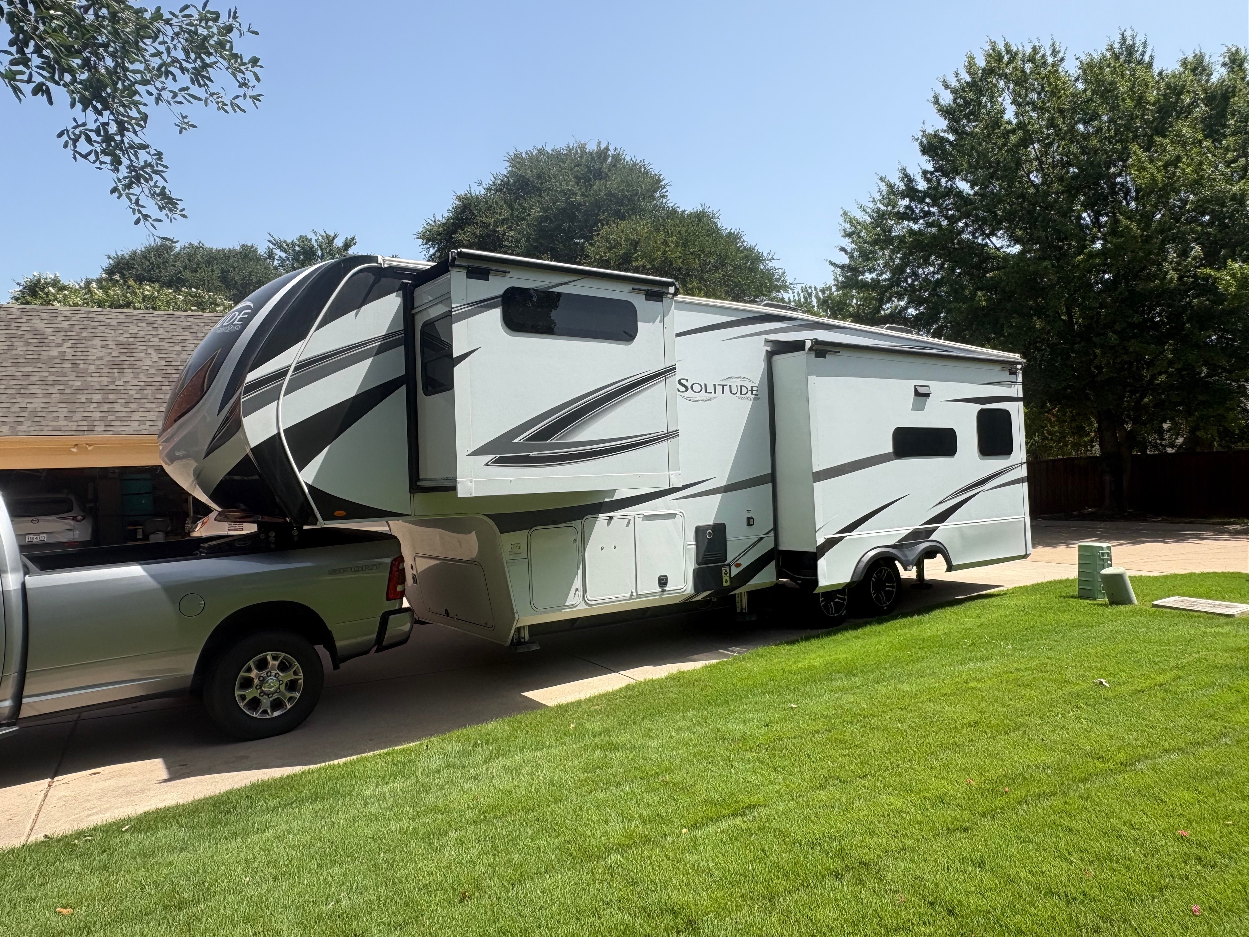 2023 Grand Design SOLITUDE 300GK-R RV