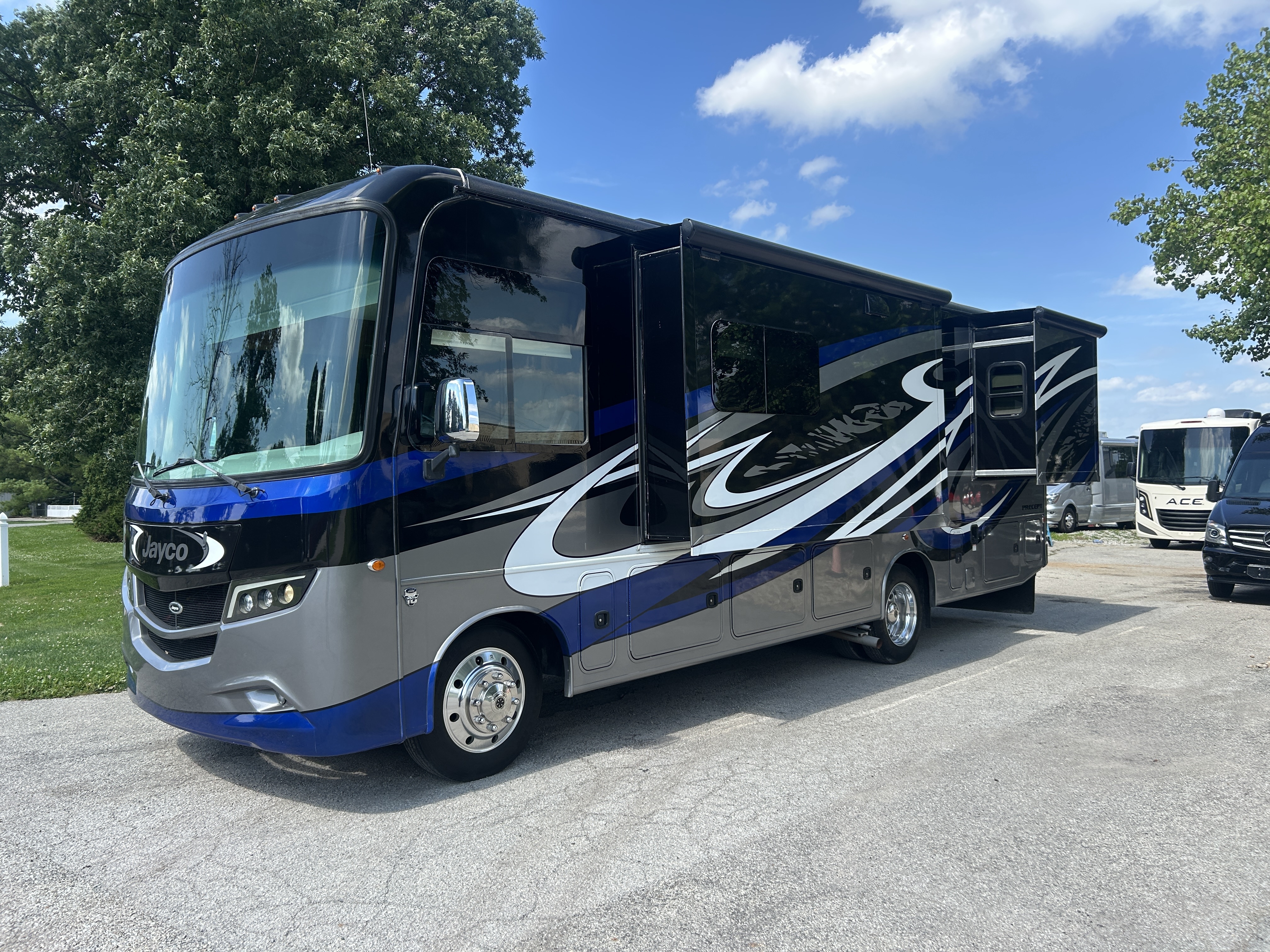 2017 Jayco PRECEPT 31UL in carmel IN