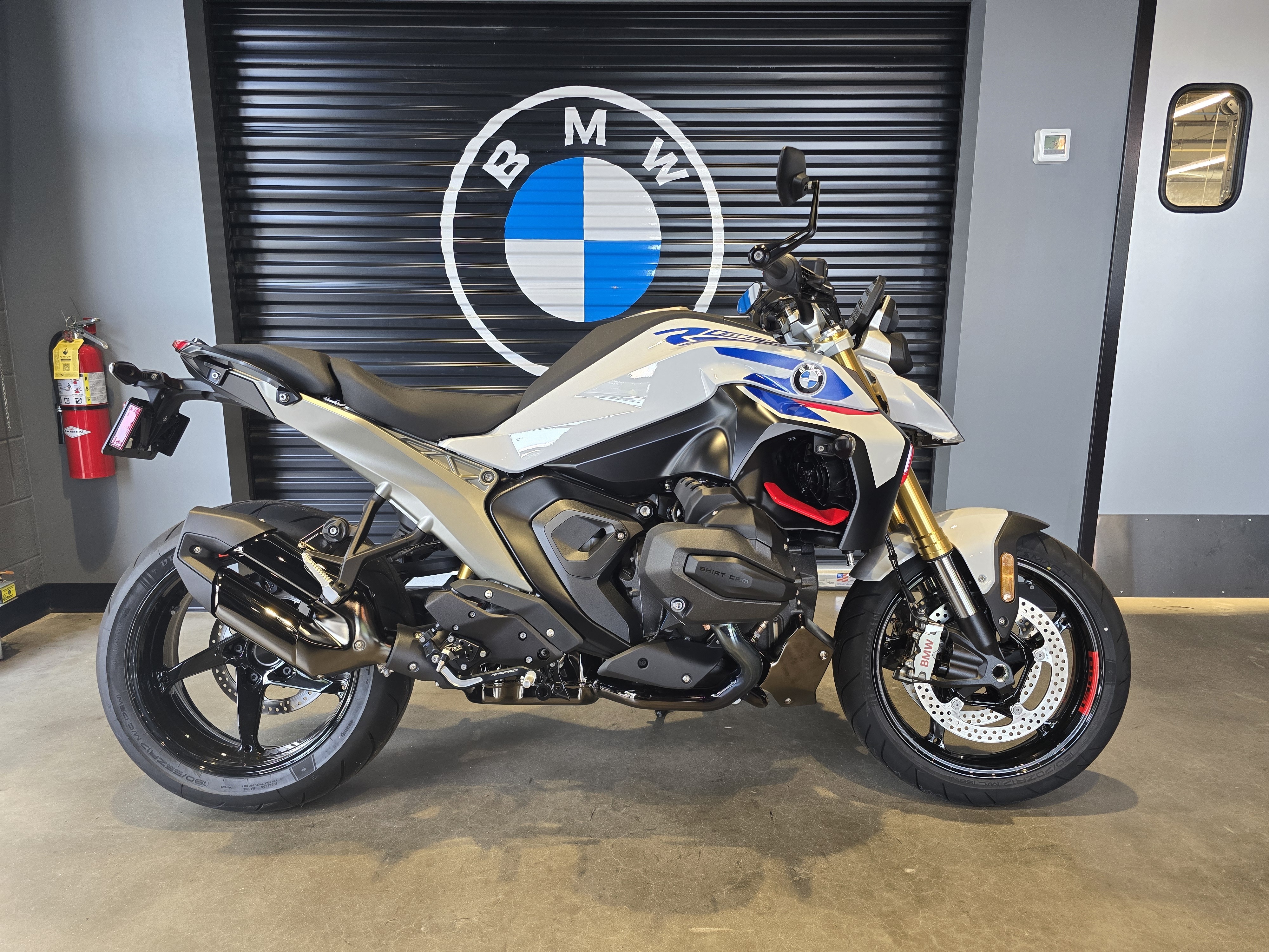 2026 BMW R 1300 R in Roswell, GA