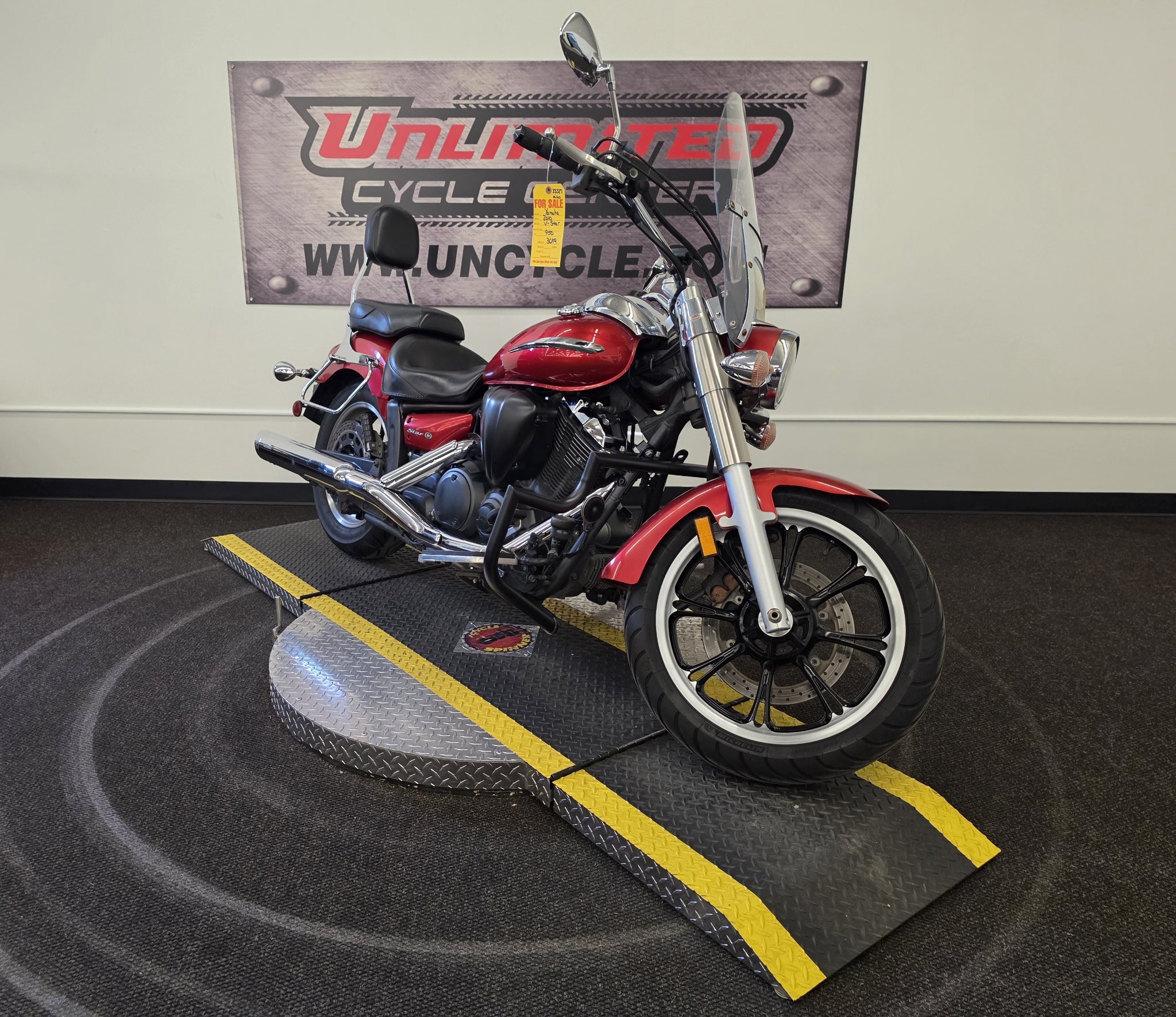 2010 Yamaha V Star 950 BASE in Tyrone, PA