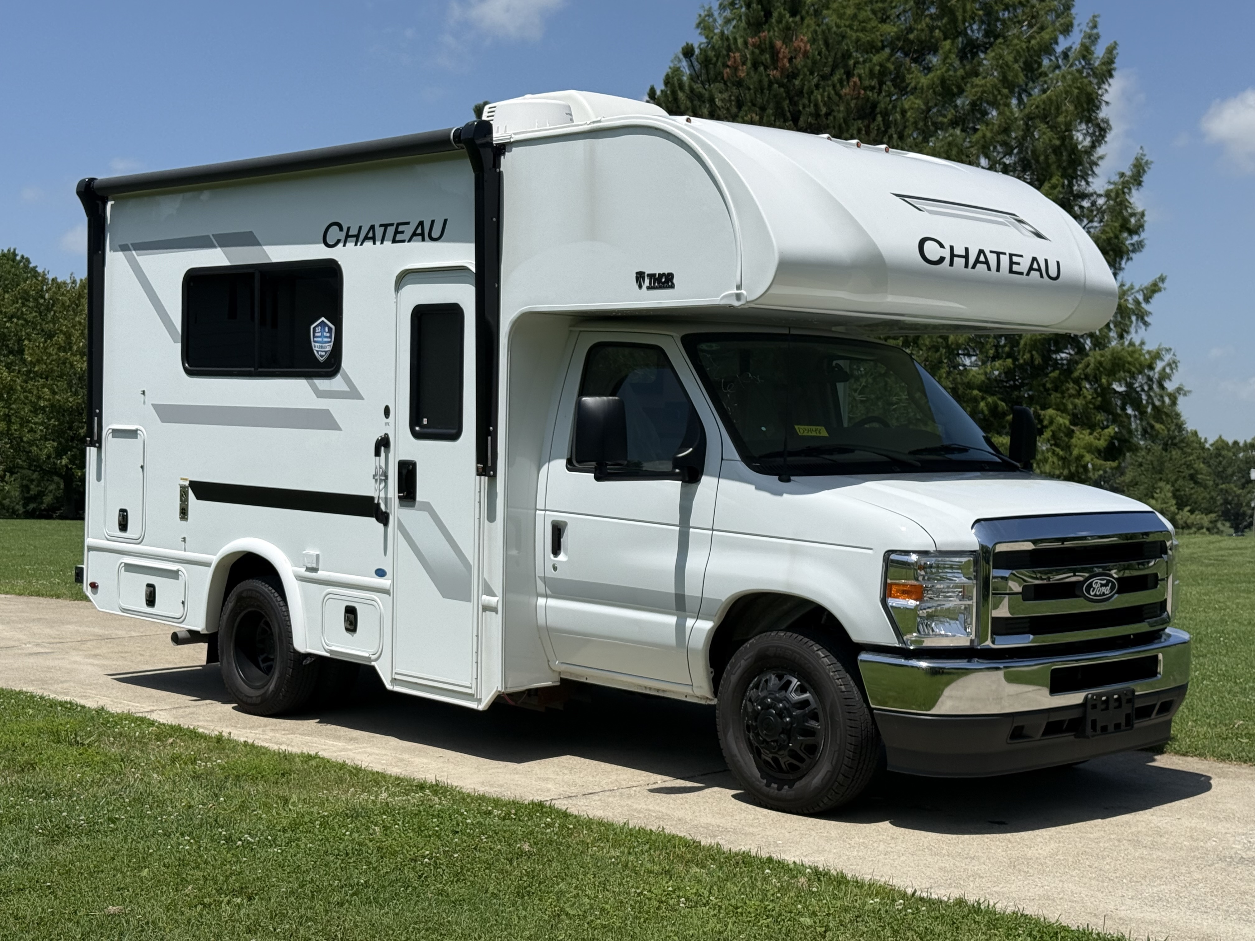 2026 Thor Motor Coach CHATEAU 19X in harrodsburg KY