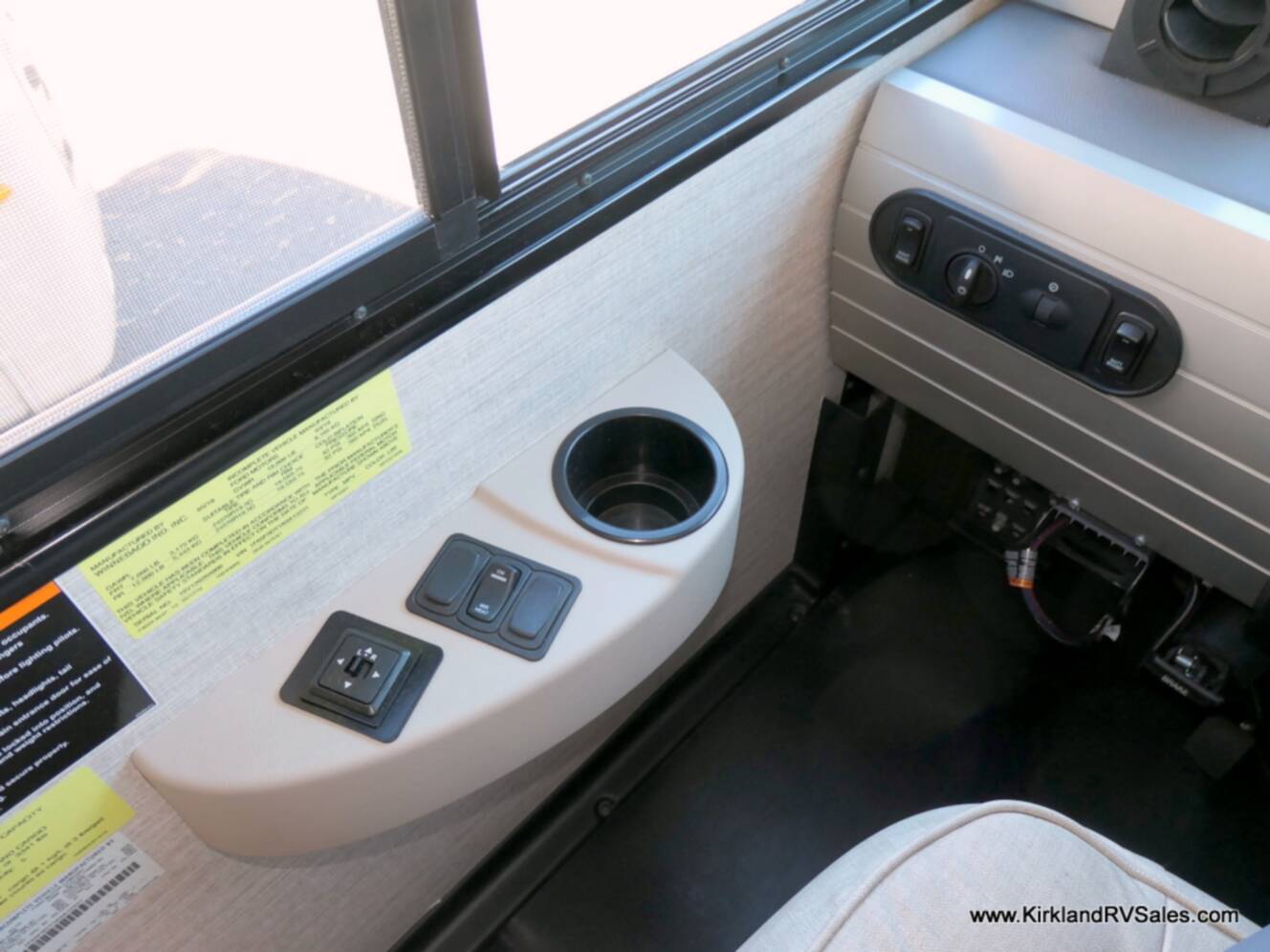 A photo of this 2020 Winnebago INTENT 28Y
