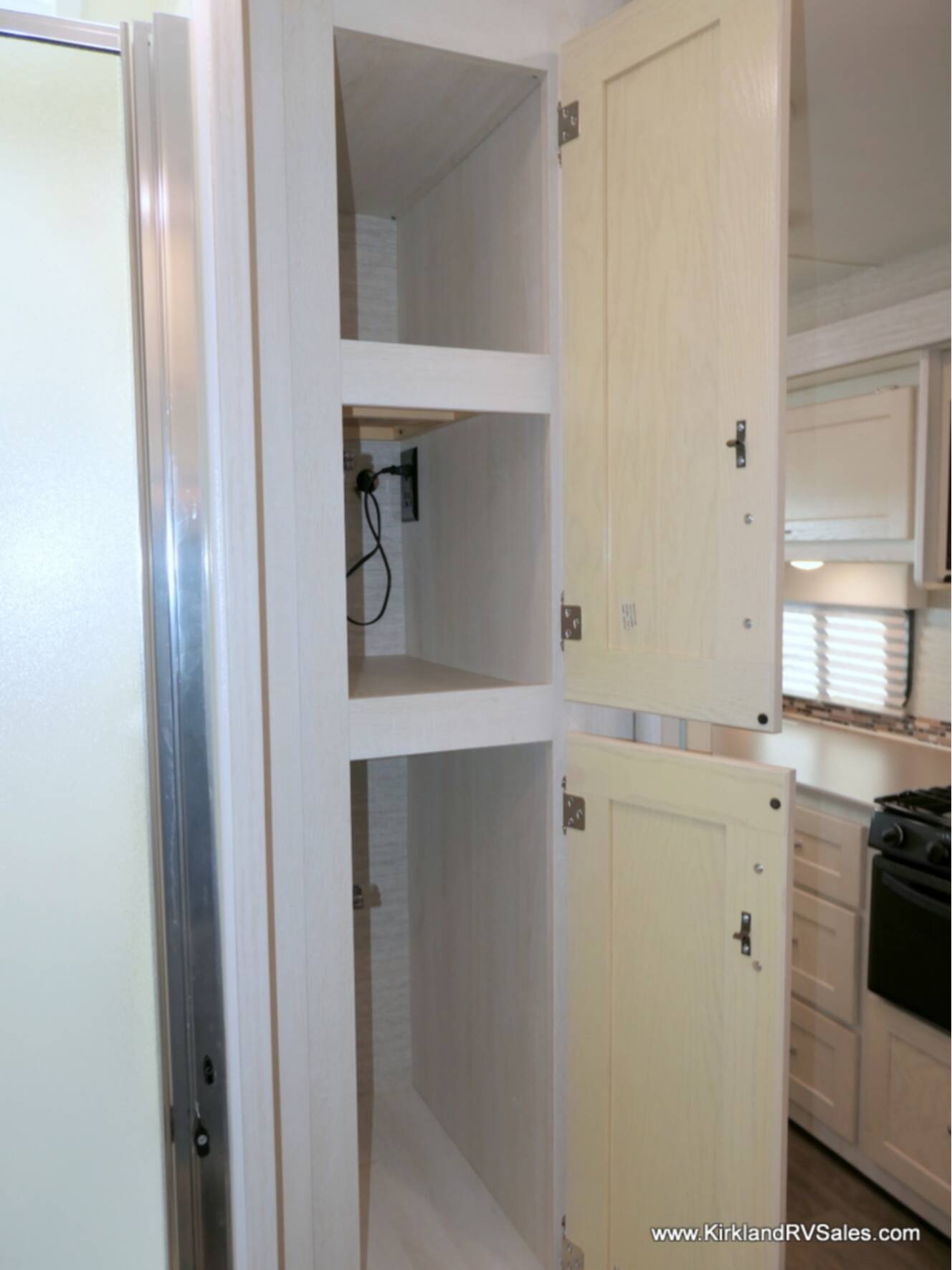 A photo of this 2020 Winnebago INTENT 28Y
