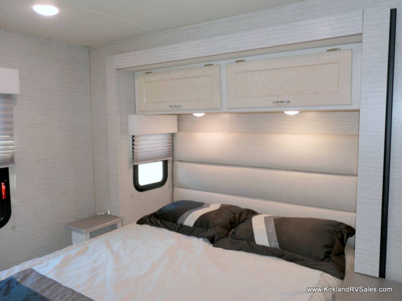 A photo of this 2020 Winnebago INTENT 28Y
