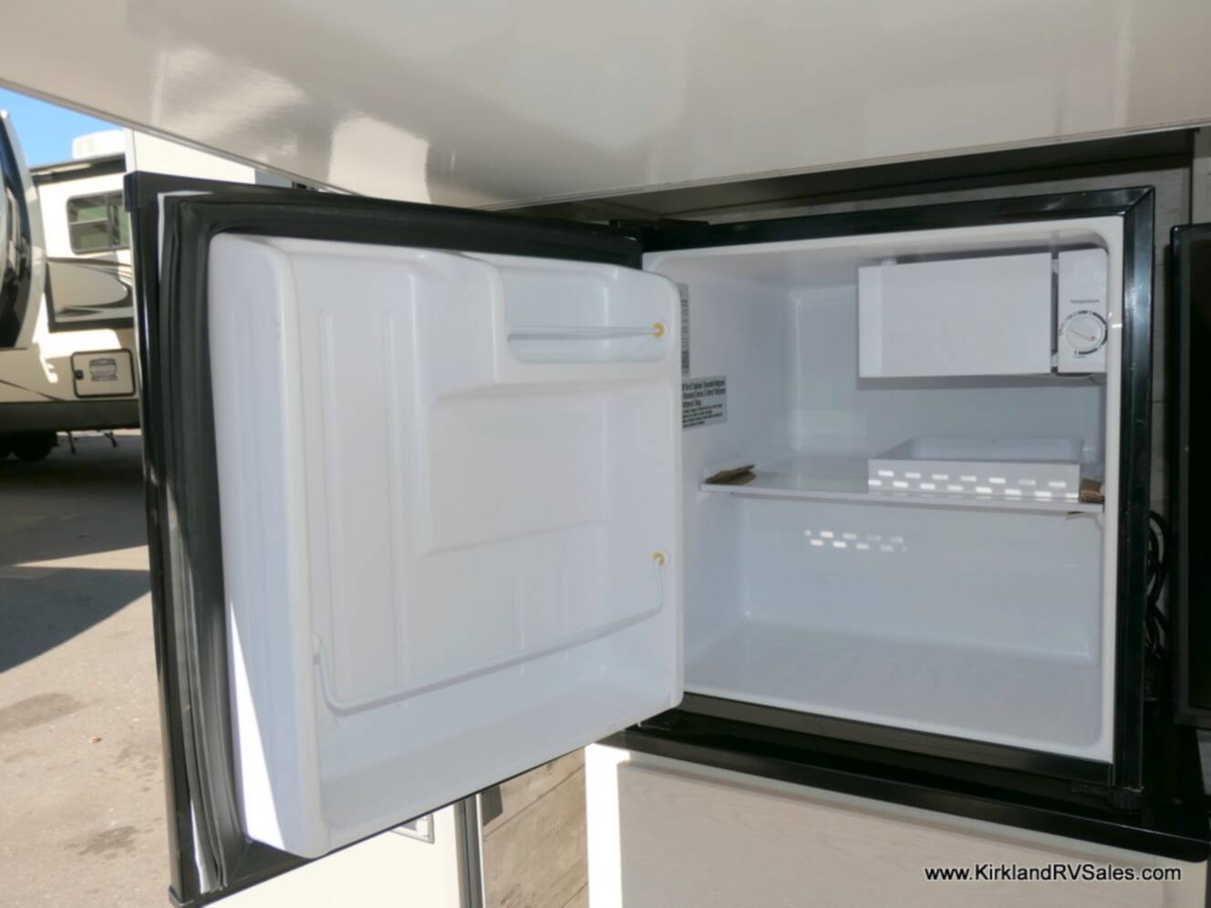 A photo of this 2020 Winnebago INTENT 28Y