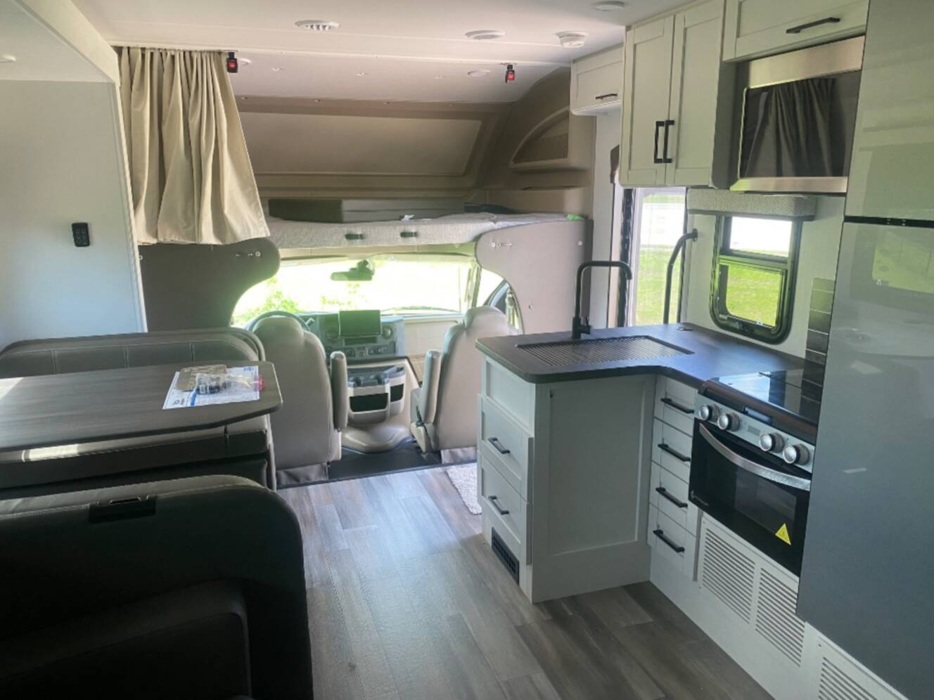 A photo of this 2026 Jayco Greyhawk 30Z