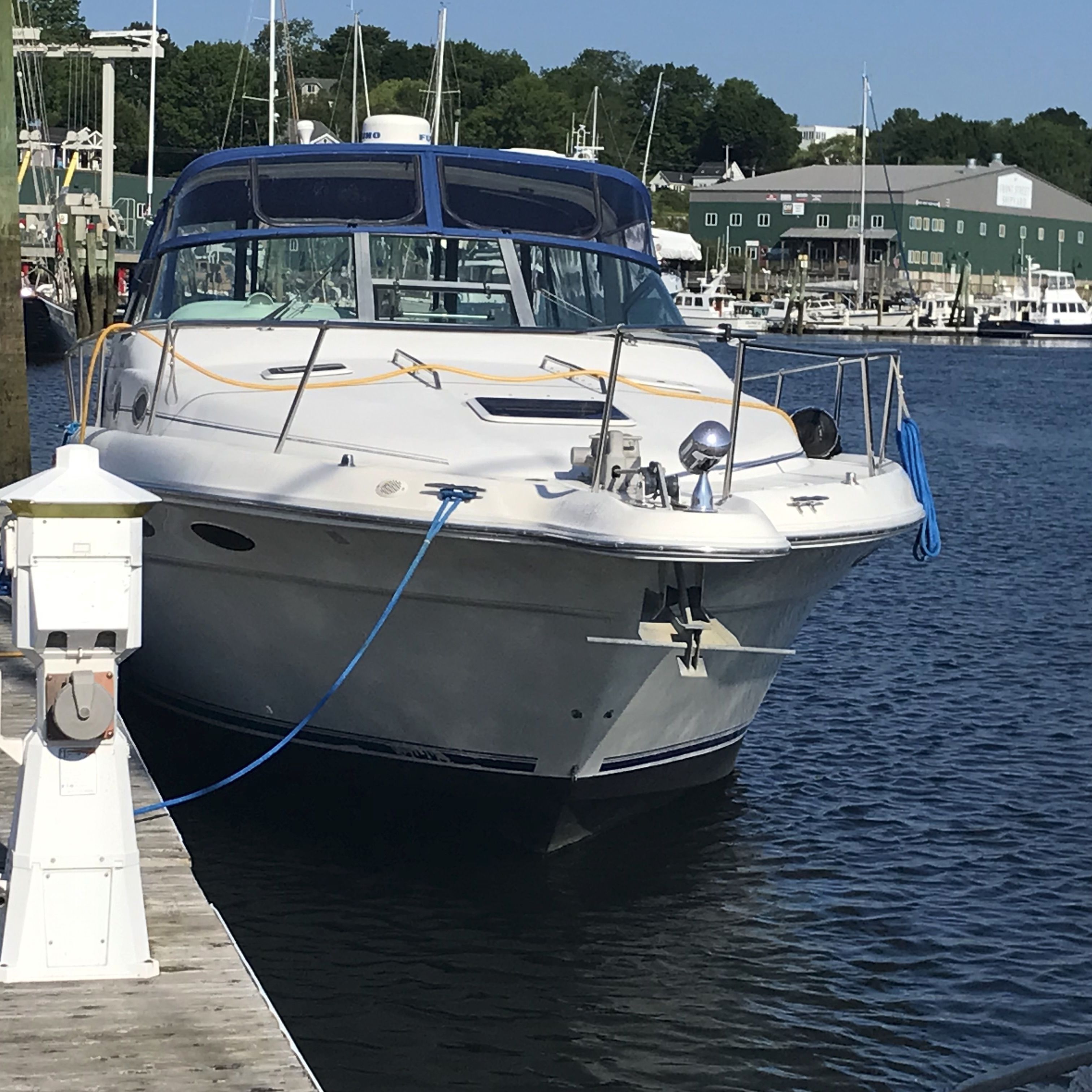 1996 Sea Ray 330 SUNDANCER Express Cruiser Boat boat