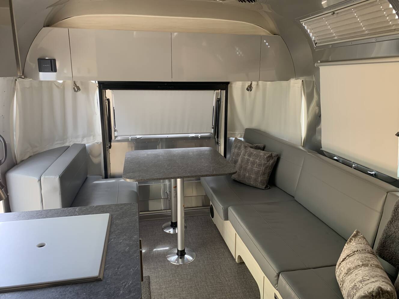A photo of this 2022 Airstream FLYING CLOUD 25FB QUEEN