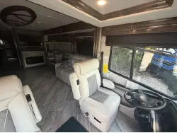 2020 FLEETWOOD DISCOVERY LXE 40M