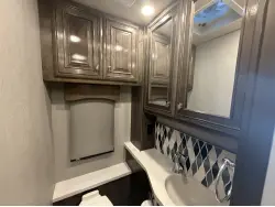 2020 FLEETWOOD DISCOVERY LXE 40M