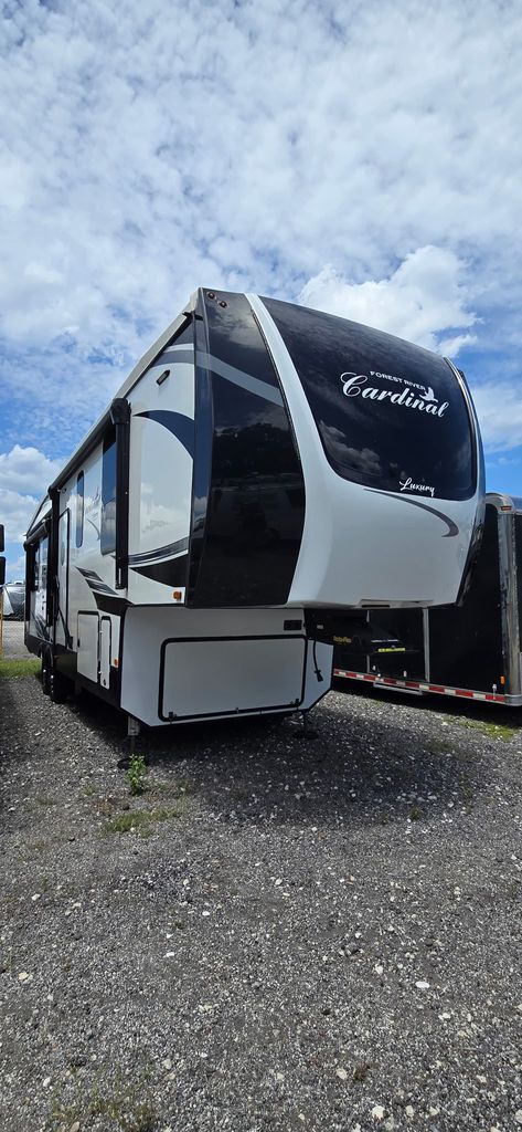 2021 Forest River Cardinal Luxury 335RLX in rockledge FL