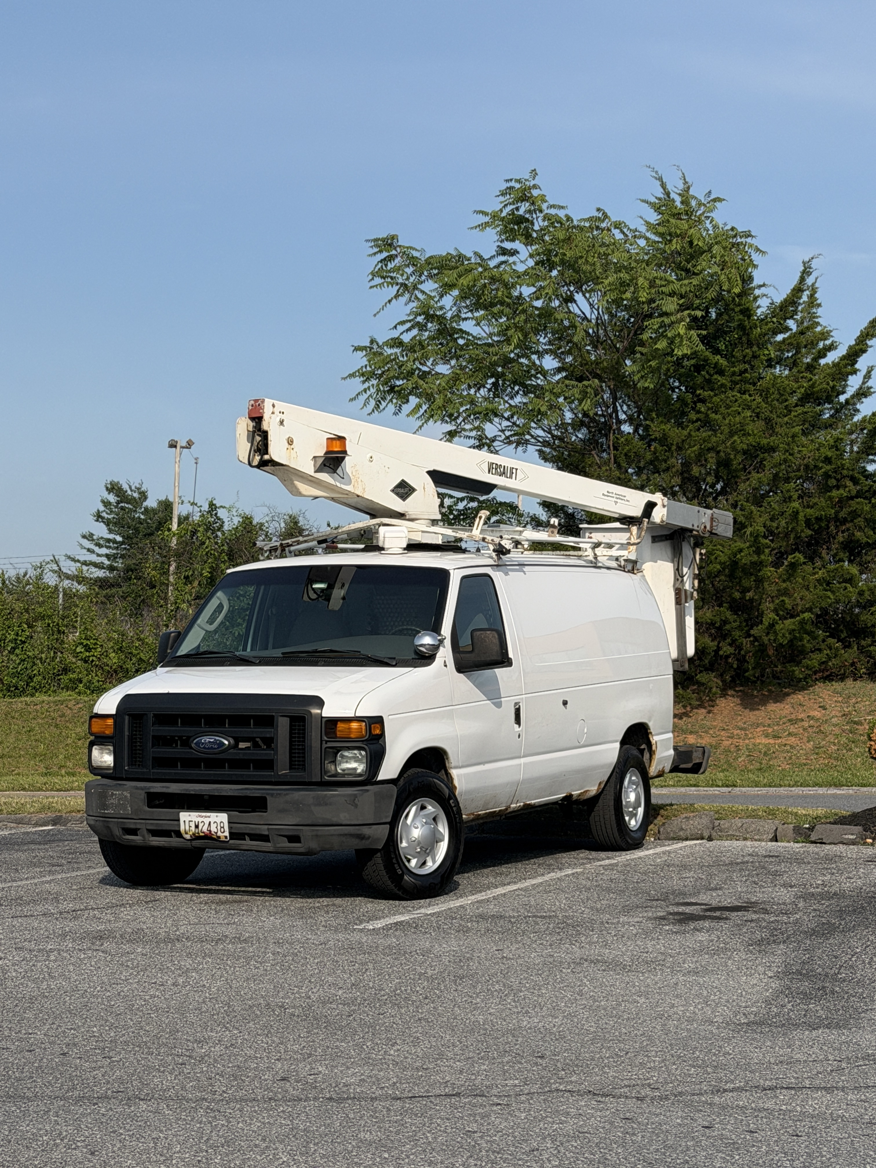 2008 FORD E350 in Westminster, MD