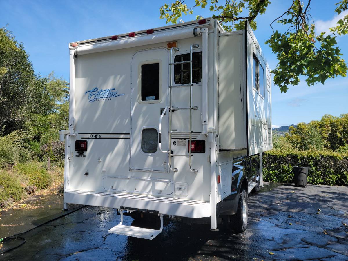 2005 Ford F350 DIESEL DOUBLE CAB in pinole CA