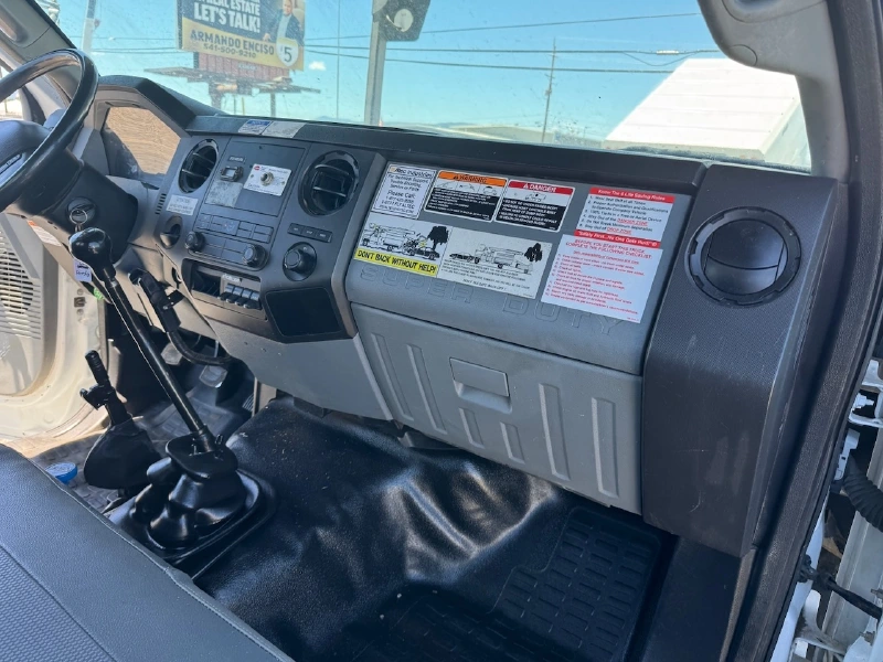2015 FORD F750