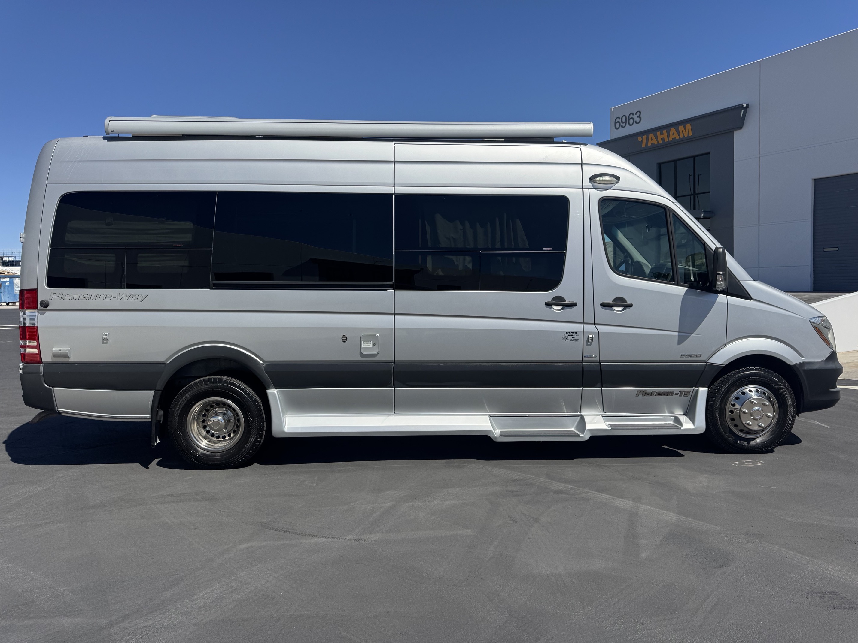 2014 Pleasure Way PLATEAU TS RV