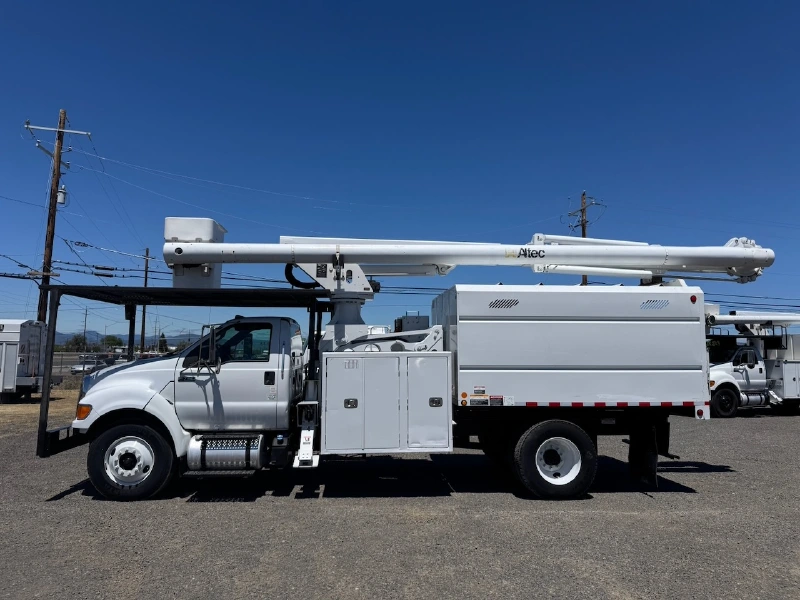 2015 FORD F750