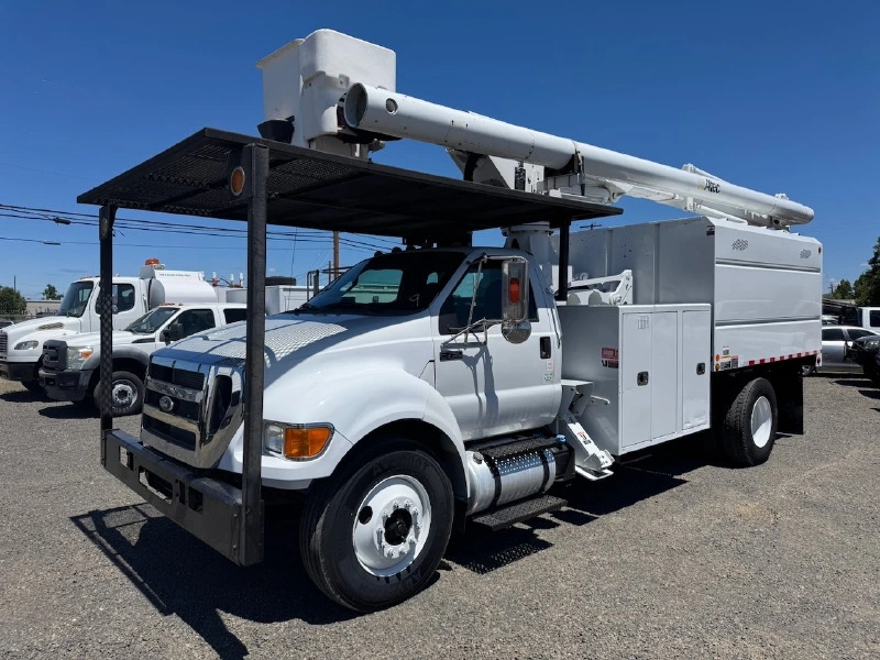 2015 FORD F750