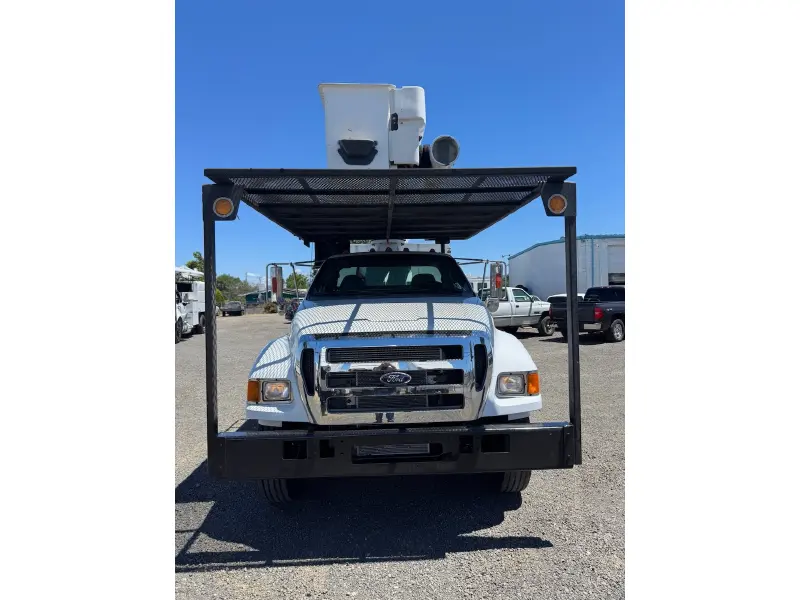 2015 FORD F750