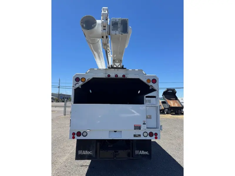 2015 FORD F750
