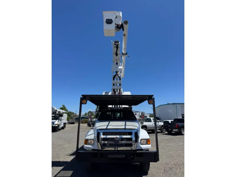 2015 FORD F750