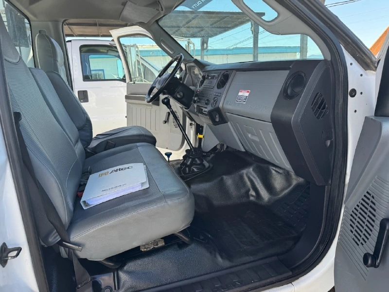 2015 FORD F750