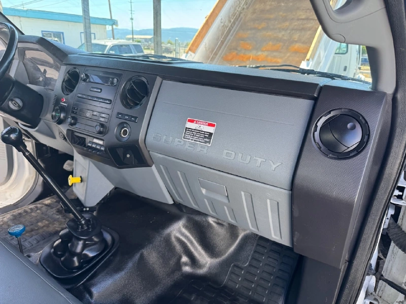 2015 FORD F750