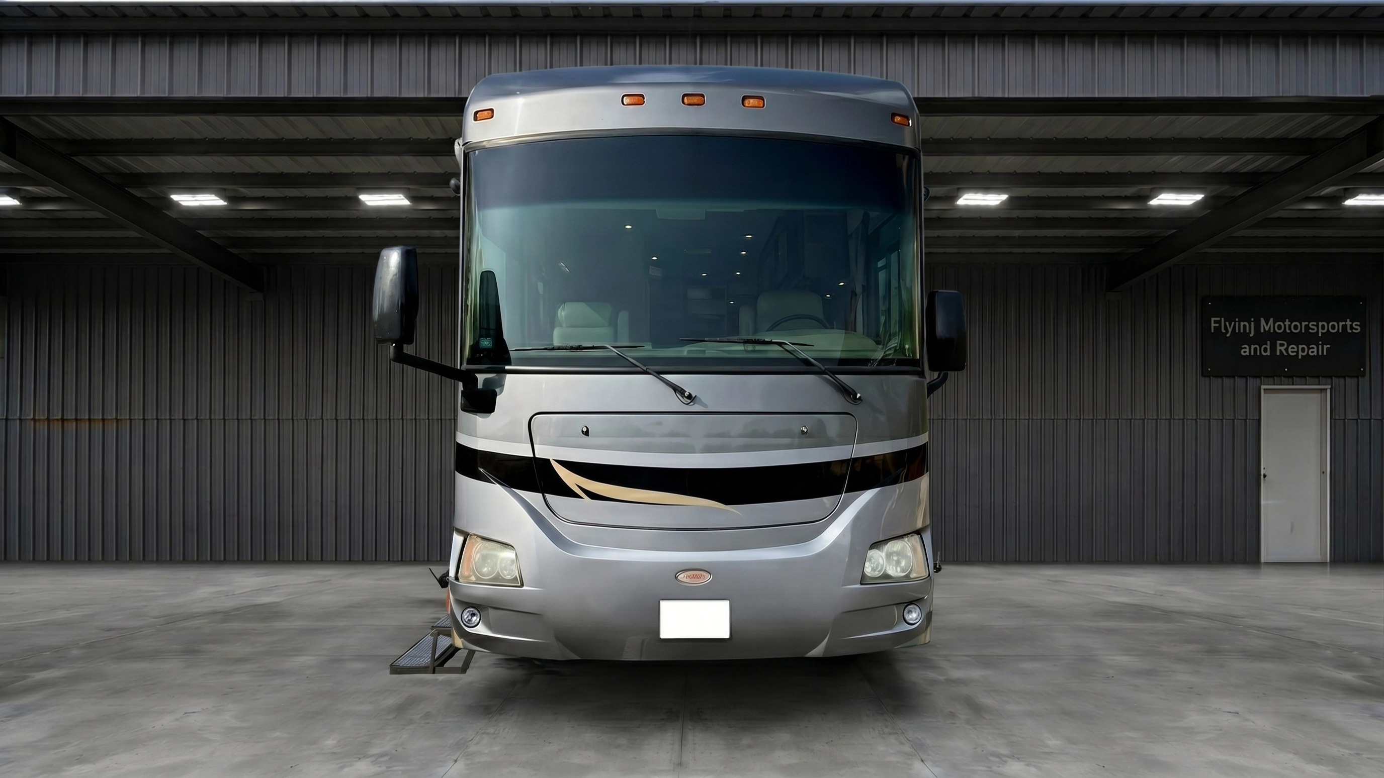 2010 Winnebago JOURNEY EXPRESS 34Y in red wing MN