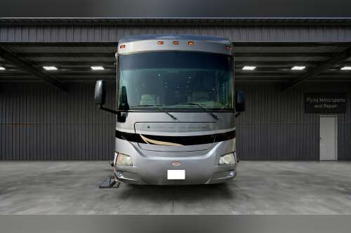 2010 Winnebago JOURNEY EXPRESS 34Y in red wing MN