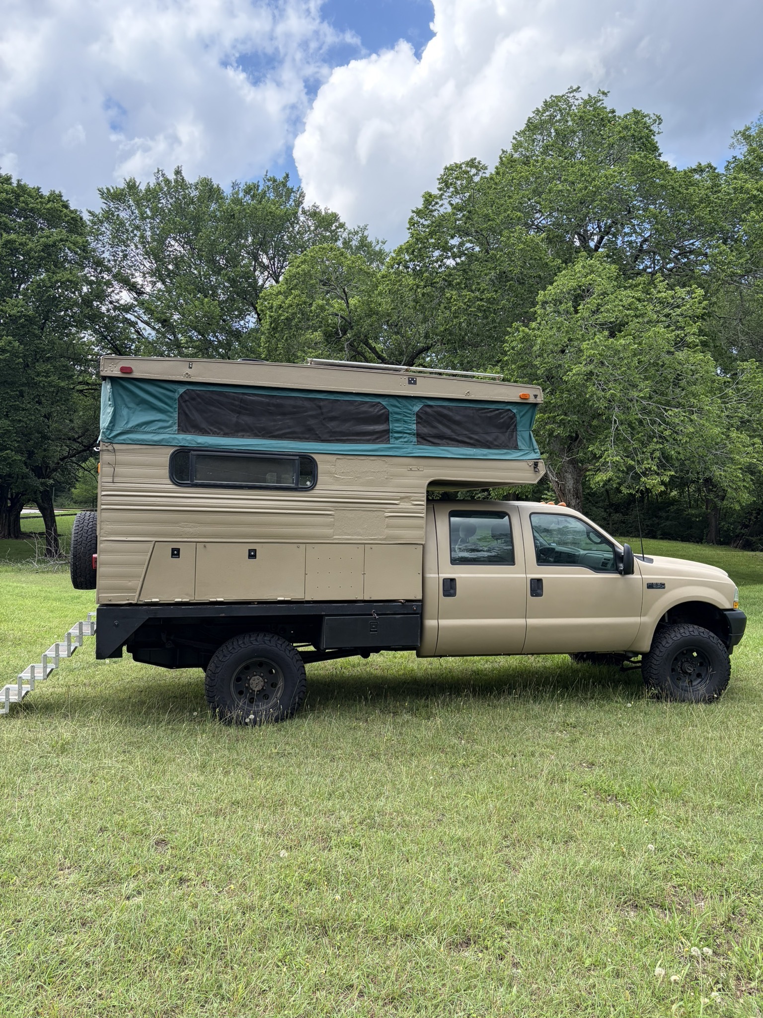 2002 Custom CAMPER RV
