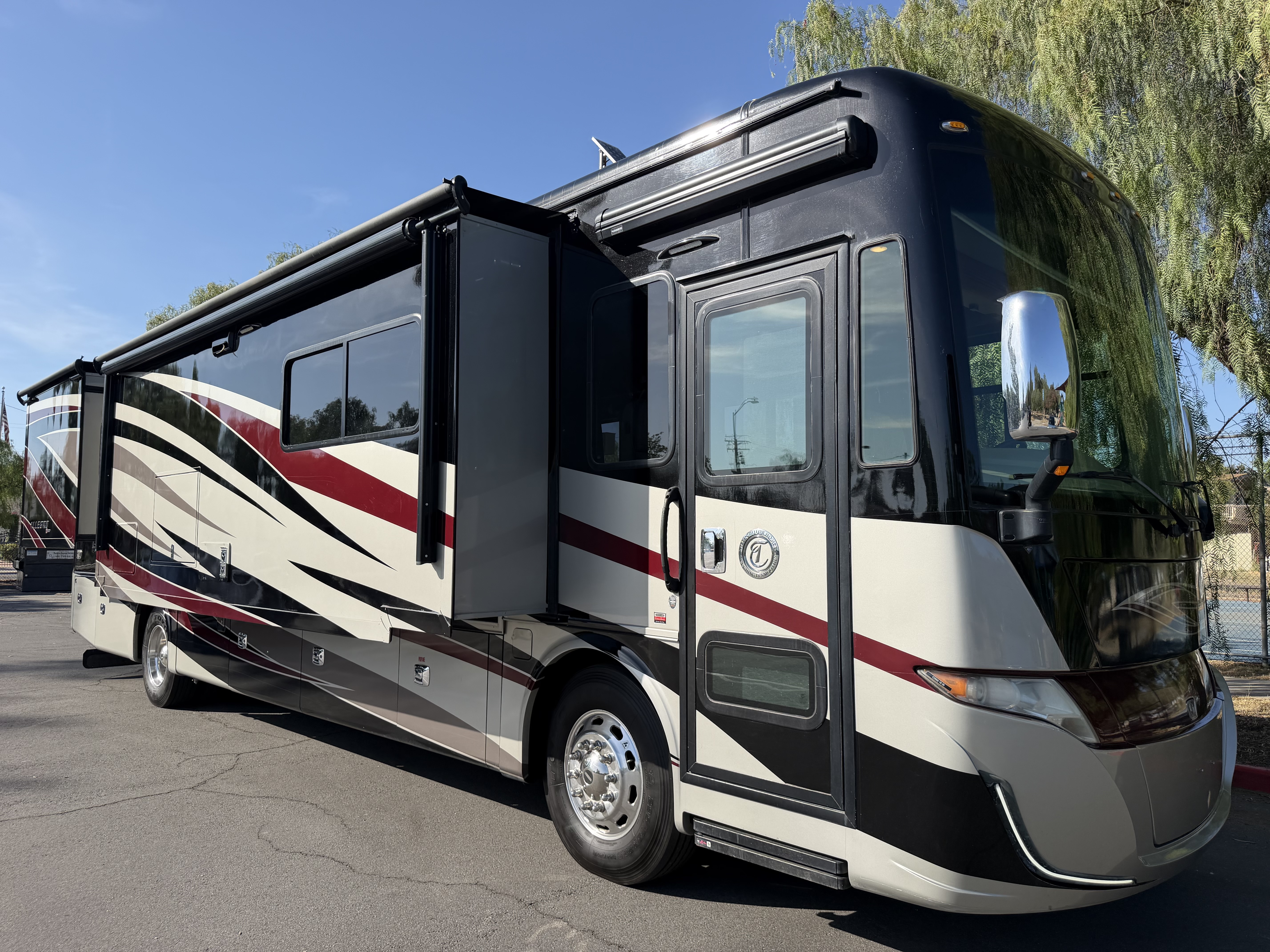 2018 Tiffin Motorhomes ALLEGRO 37AP in ramona CA