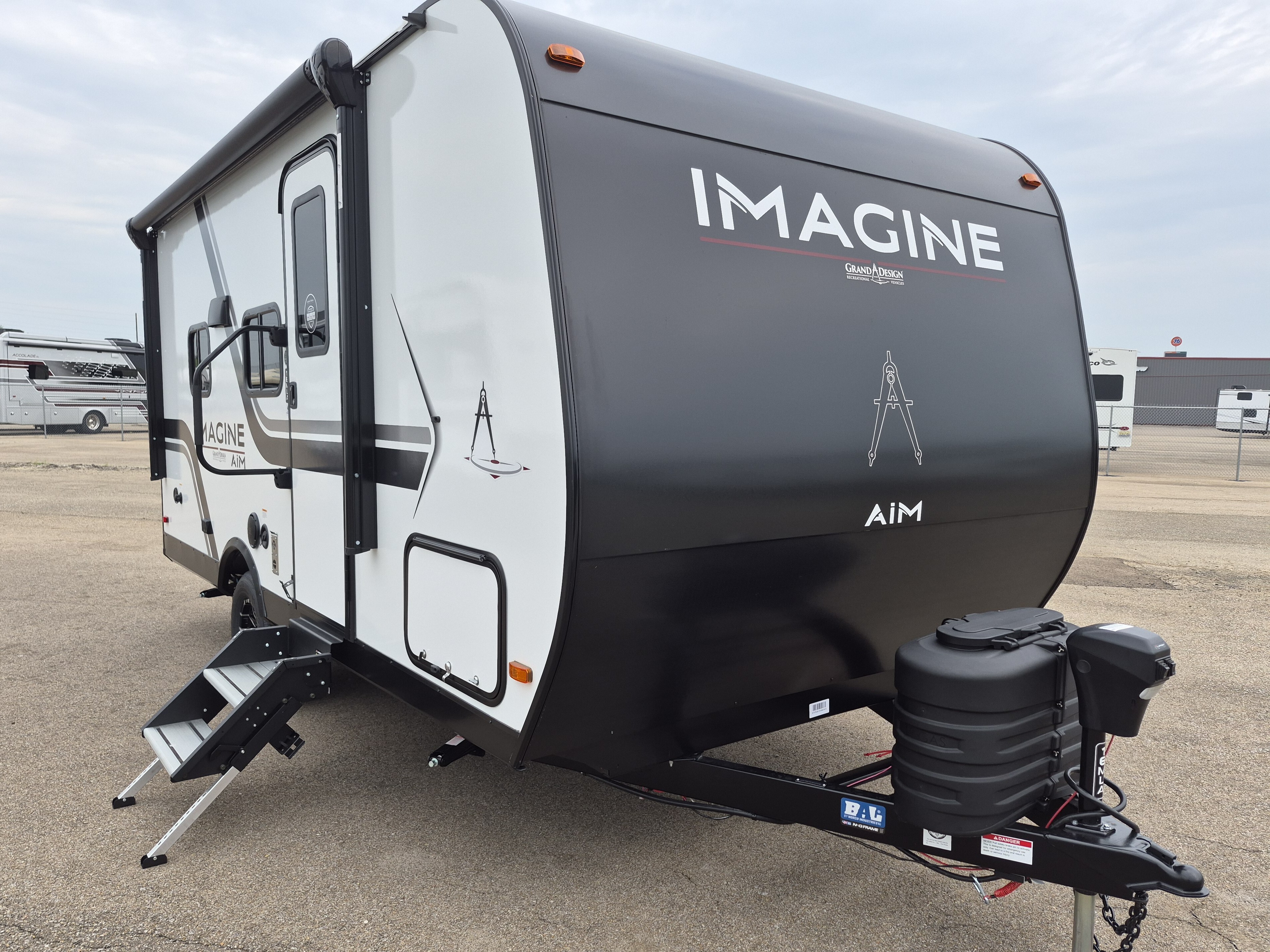 2027 Grand Design Imagine AIM 16MLA in belden MS