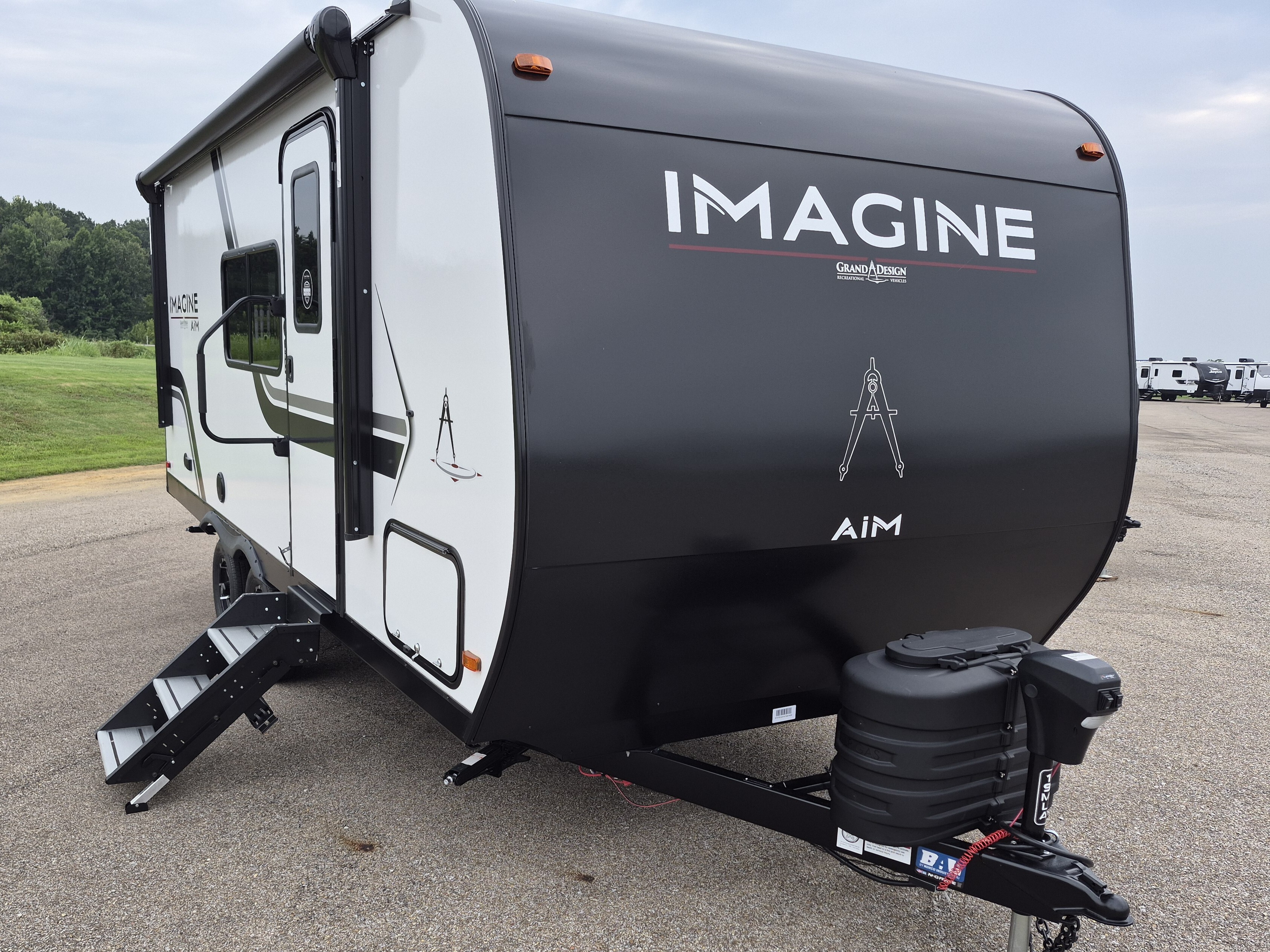 2027 Grand Design Imagine AIM 19MLA in belden MS