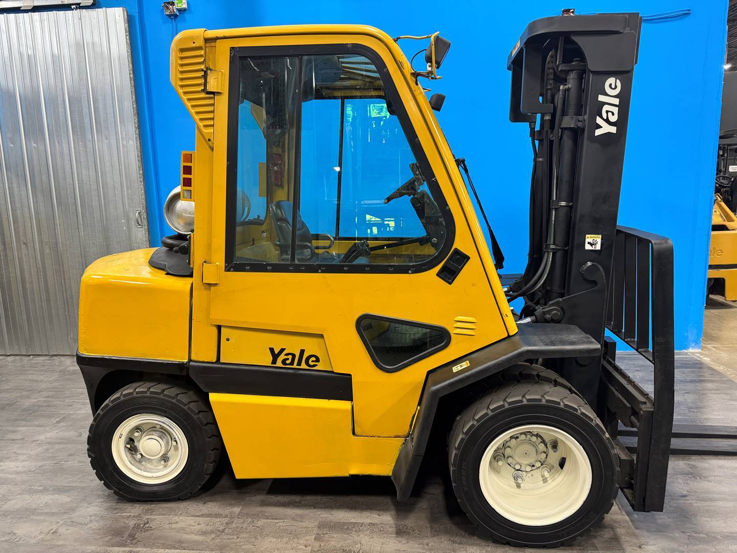 2002 YALE GLP080LJ in Green Bay, WI