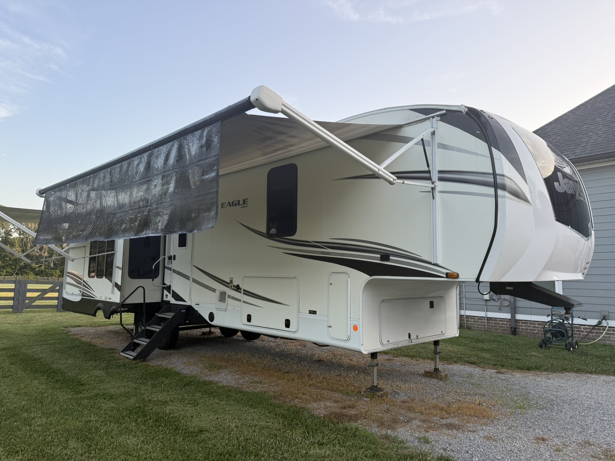 2021 Jayco EAGLE 336FBOK in cross plains TN