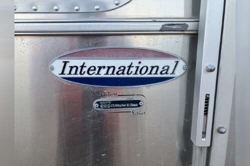 2010 Airstream INTERNATIONAL SIGNATURE 25FB SIGNATURE in hailey ID