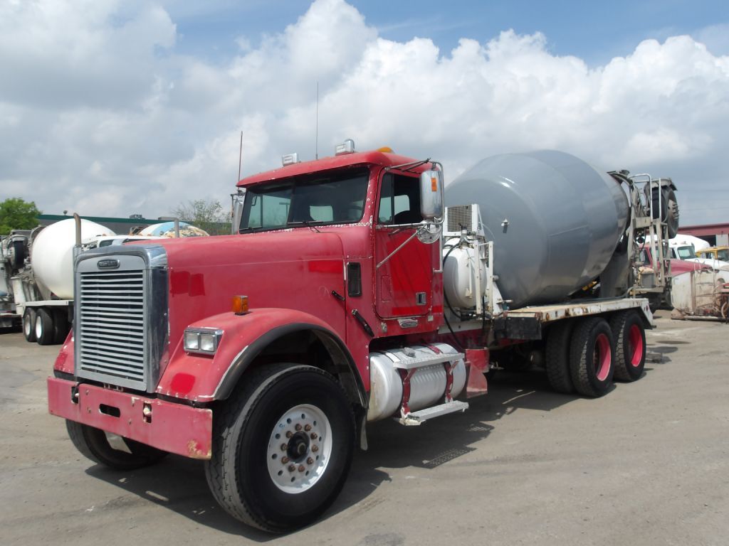 2006 FREIGHTLINER COLUMBIA in Houston, TX