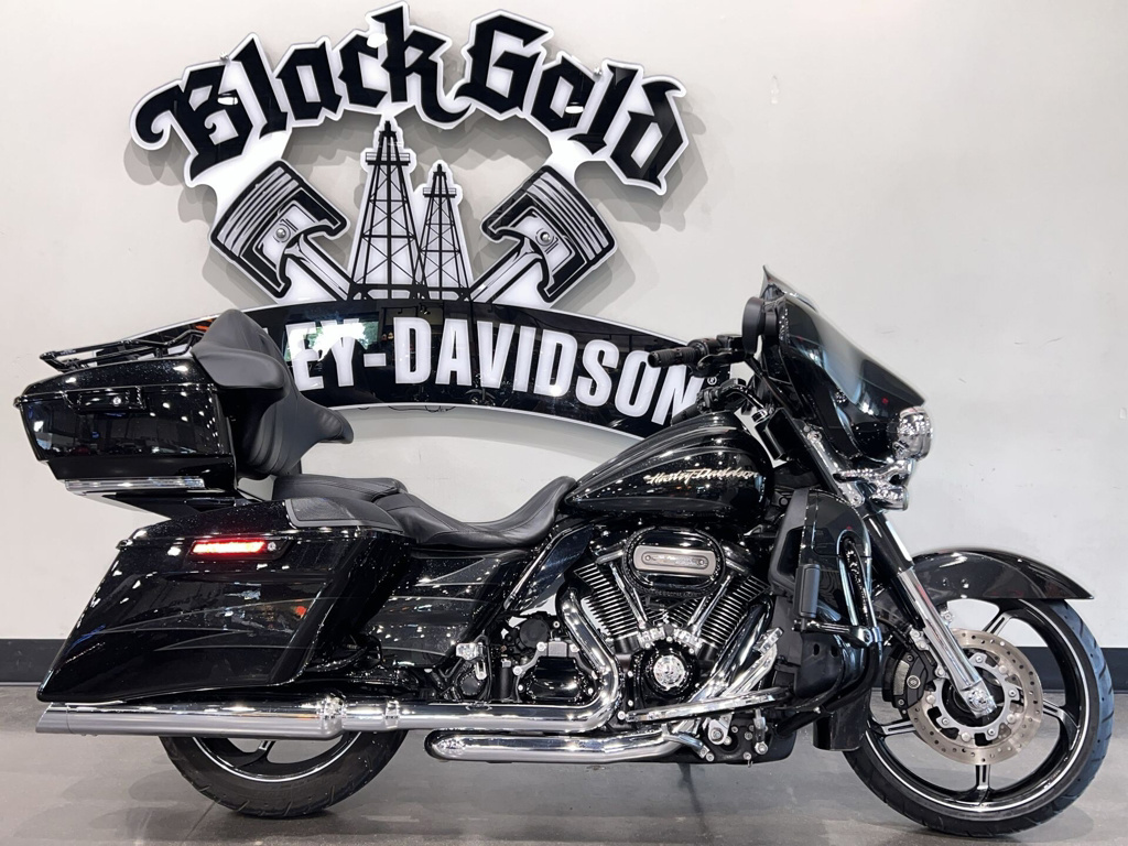 2017 Harley-Davidson Touring CVO Street Glide CVO STREET GLIDE in Allen, TX