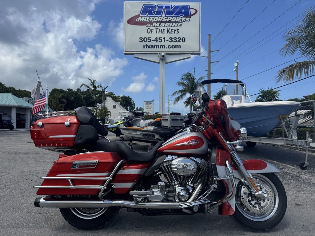 2008 Harley-Davidson FLHTCUSE3 - CVO Ultra Classic Screamin' Eagle in Key Largo, FL