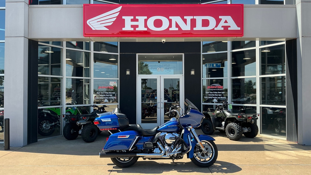 2016 Harley-Davidson FLTRU Road Glide Ultra ULTRA in Shawnee, OK