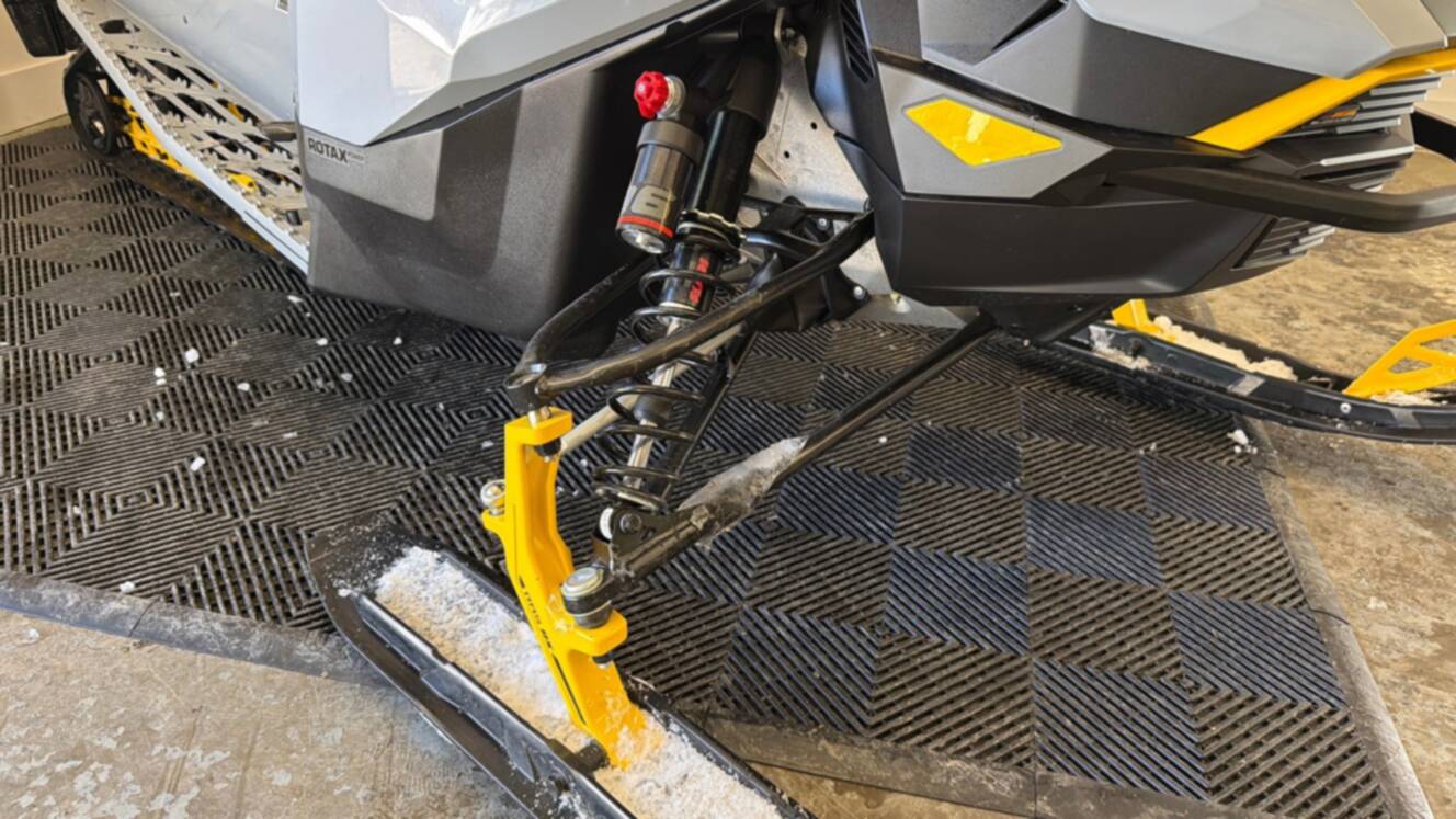 A photo of this 2026 Ski-Doo MZX ADRENALINE W/ BLIZZARD PACKAGE 600R E-TEC 137