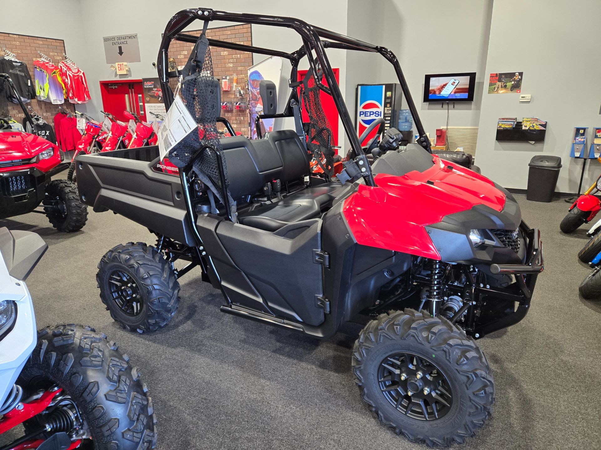 2026 Honda Pioneer 700 Deluxe in moon township PA