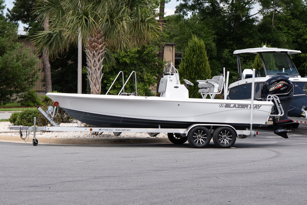 2027 Blazer Bay PUREBAY 2200 in cedar point NC