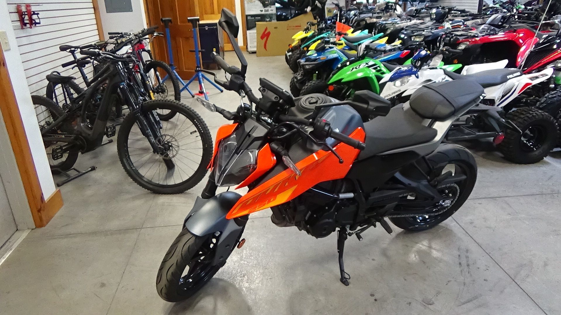 2024 KTM 250 Duke 250 in Bennington, VT
