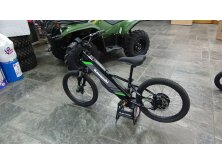 4 Electric Bicycles For Beginners image