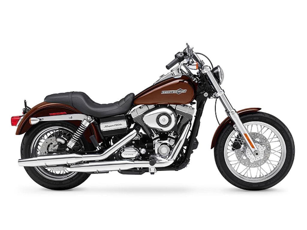 2011 Harley-Davidson® FXDC - Dyna® Super Glide® Custom DYNA CUSTOM in Elyria, OH
